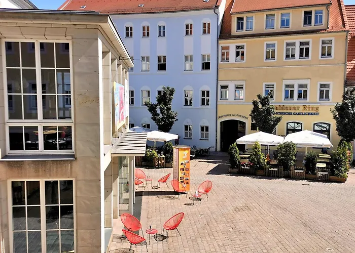 Fynbos In Der Historischen Altstadt, Loggia, Parkplatz