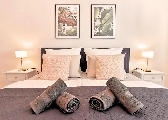 Fynbos In Der Historischen Altstadt, Loggia, Parkplatz Apartment